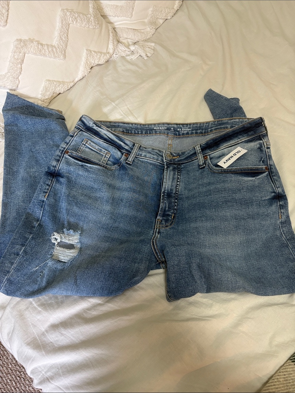 Old Navy Women's Medium Blue Skinny Jeans with Knee Distress
